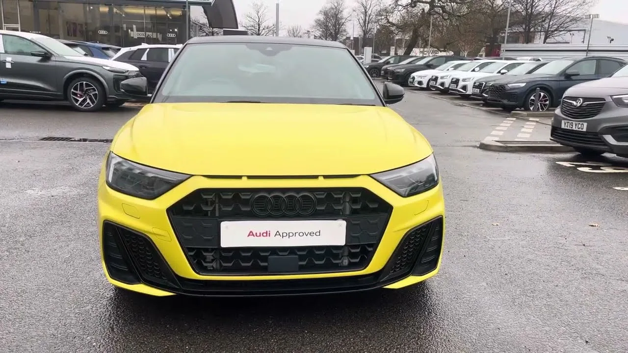 Approuvé d’occasion – Audi A1 Sportback S line Contrast Edition 35 TFSI 150 ch 6 vitesses 1.5 – Crewe Audi