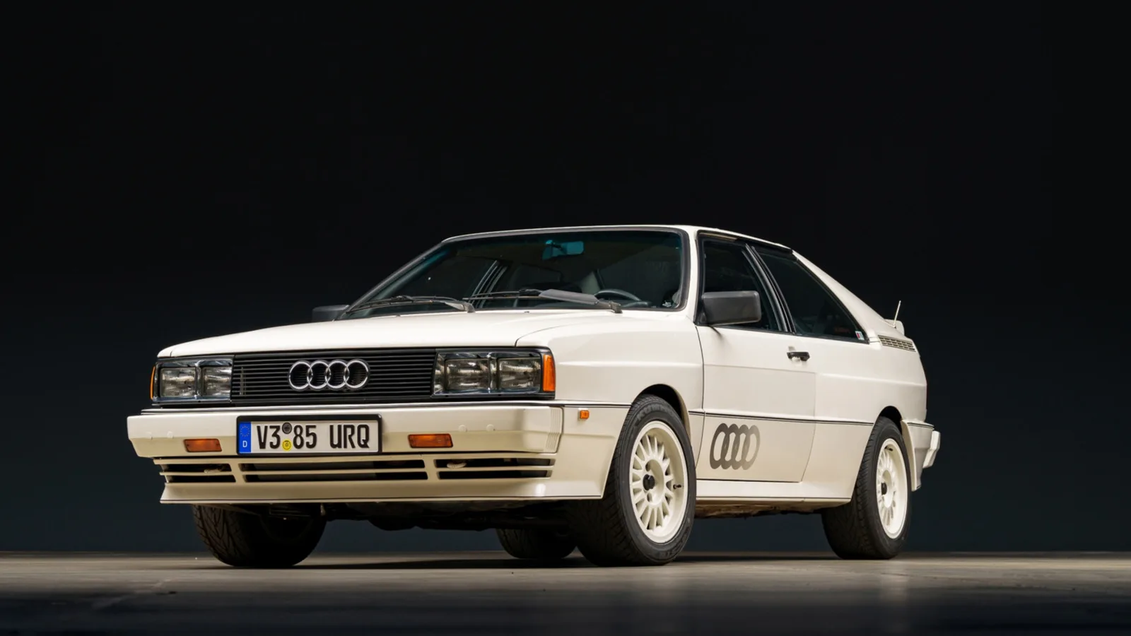 Quel modèle Audi a remplacé la Quattro ?