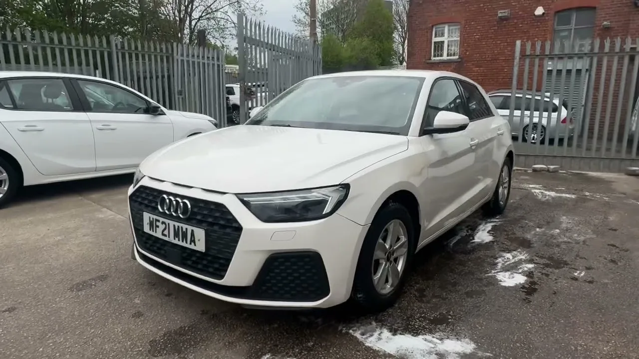 À vendre 21 plaque Audi A1 1.0 TFSI 25 Technik Sportback S Tronic Euro 6 (s / s) 5dr
