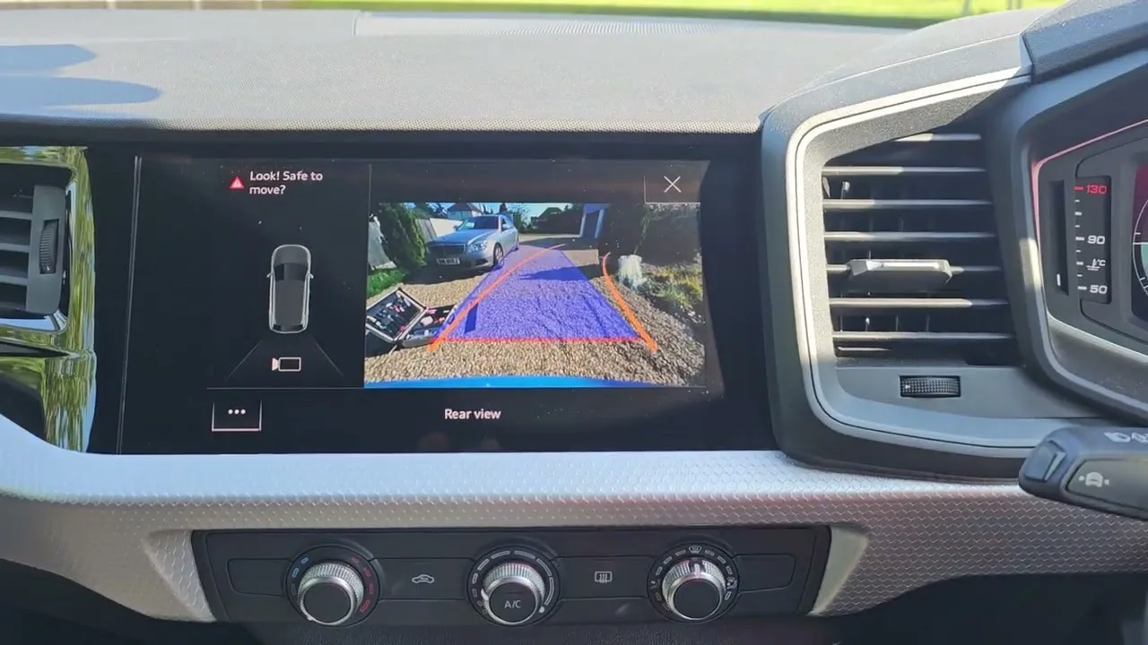 Modification de la caméra de recul OEM Audi A1 GB 2021