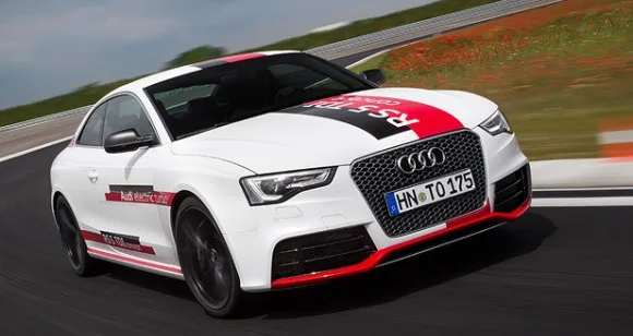 Au volant de l’Audi RS5 TDI concept