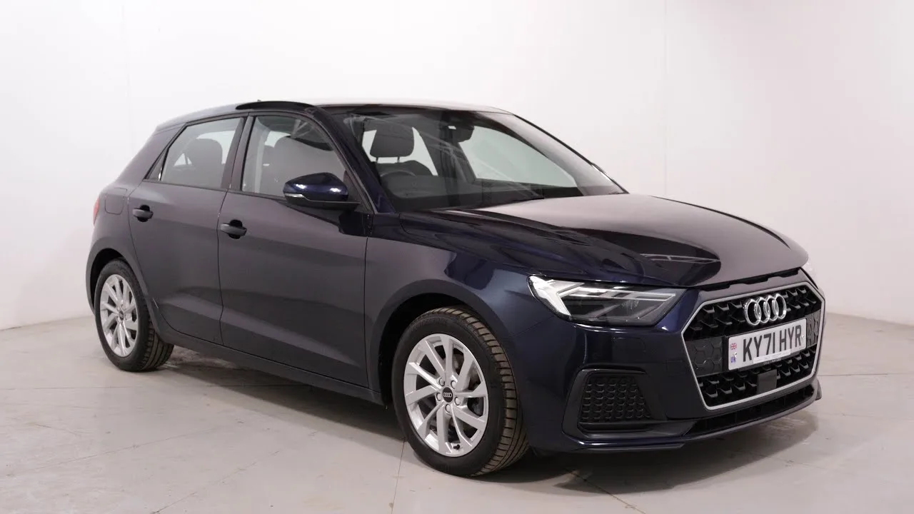 Audi A1 Sportback 35 TFSI Sport KY71 Hyr – Promenez-vous