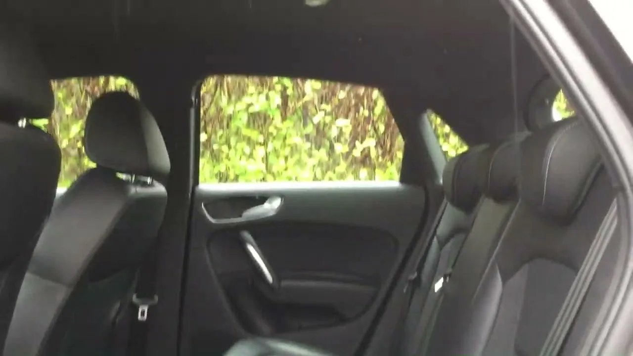 Audi A1 YD16MFR 18029 fait avec Clipchamp