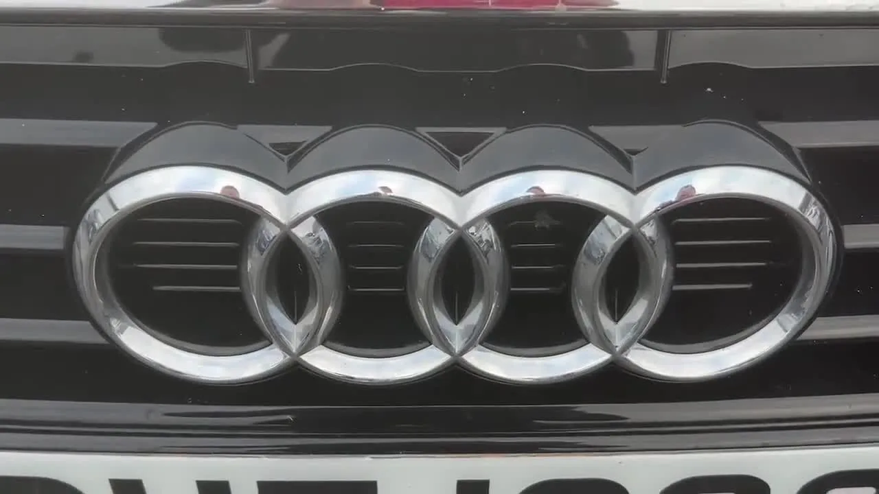 YF65NRX – Audi A1 S line RéfId: 554867