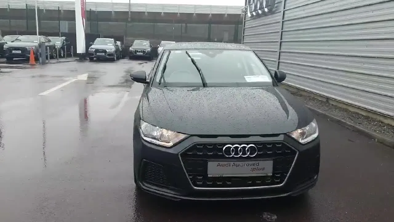 201C7711 – Audi A1 Sportback 30TFSI 116BHP SE avec refuge de roue de rechange: 57019 …