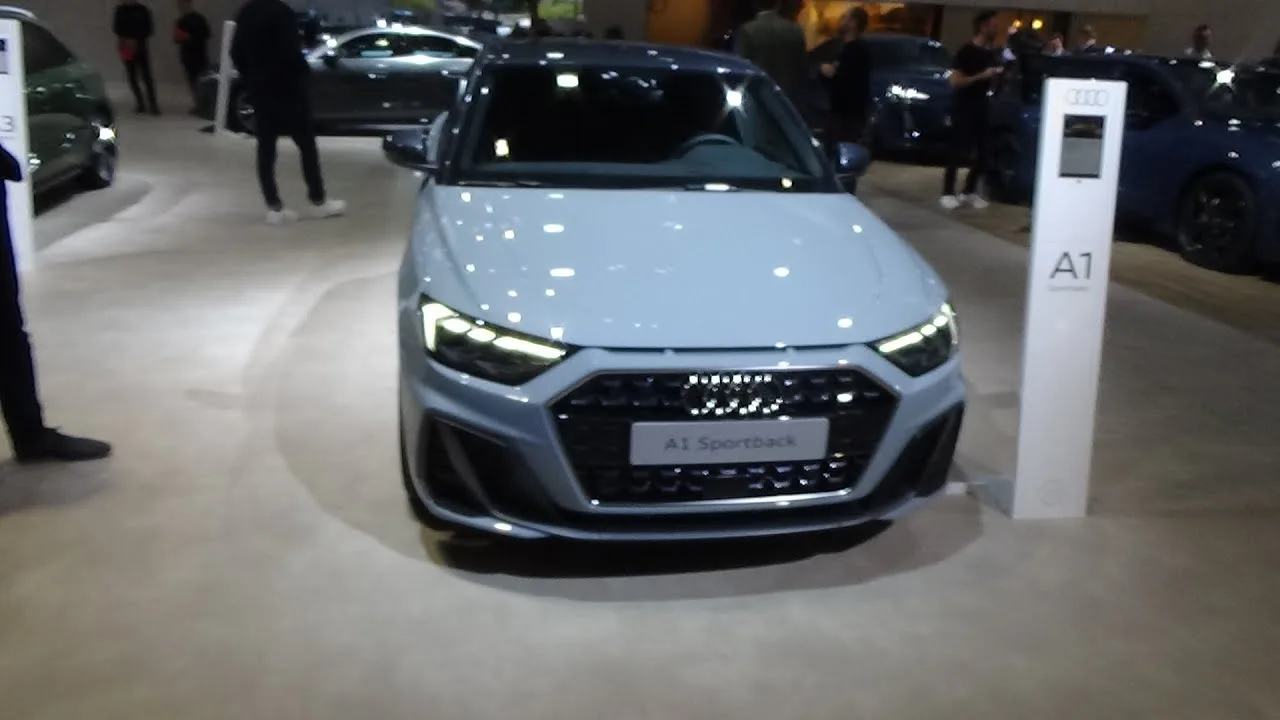 2025 Audi A1 Sportback Business S-Line 30 TFSI 116 – Extérieur + Intérieur – Salon de l’Auto de Bruxelles 2025