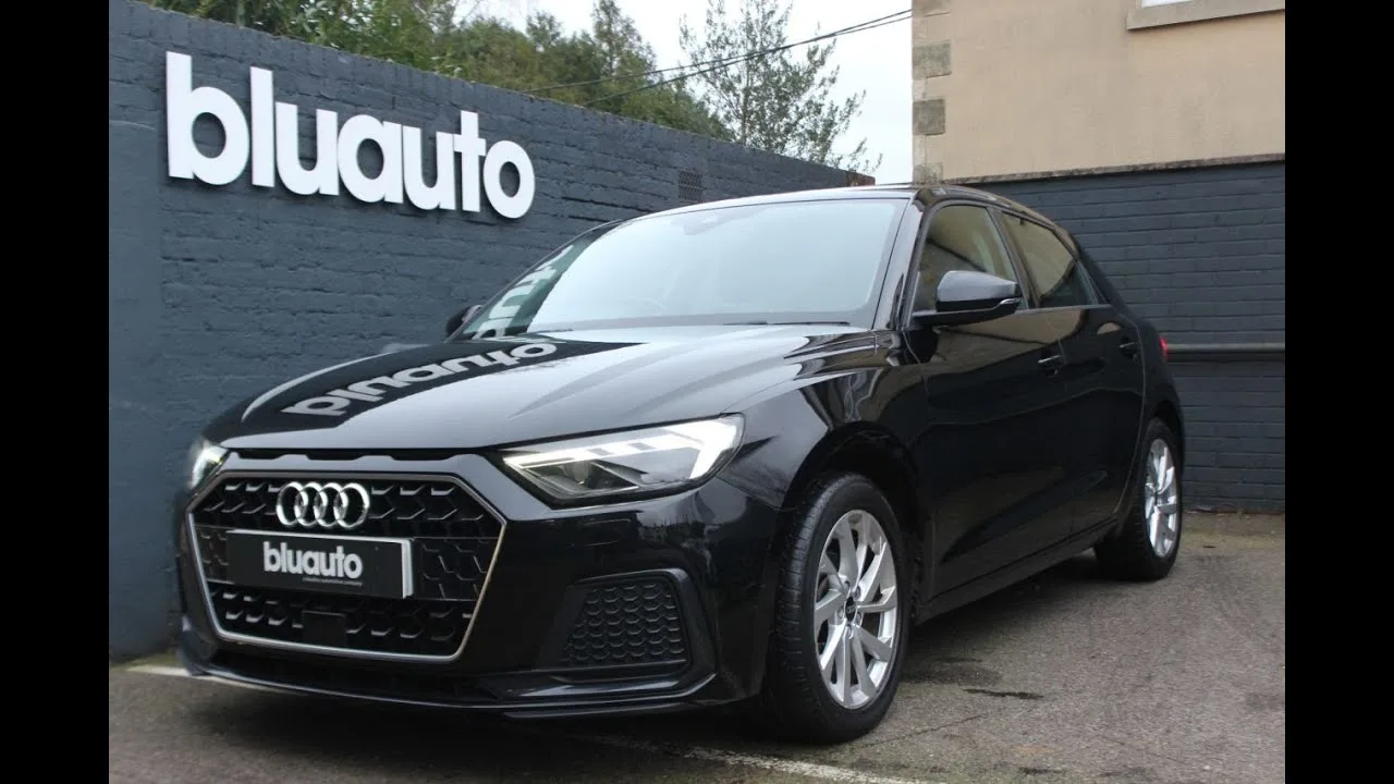 AUDI A1 1.0 TFSI 25 Sport Sportback 5 portes Essence S Tronic Euro 6 (s/s) (95 ch)