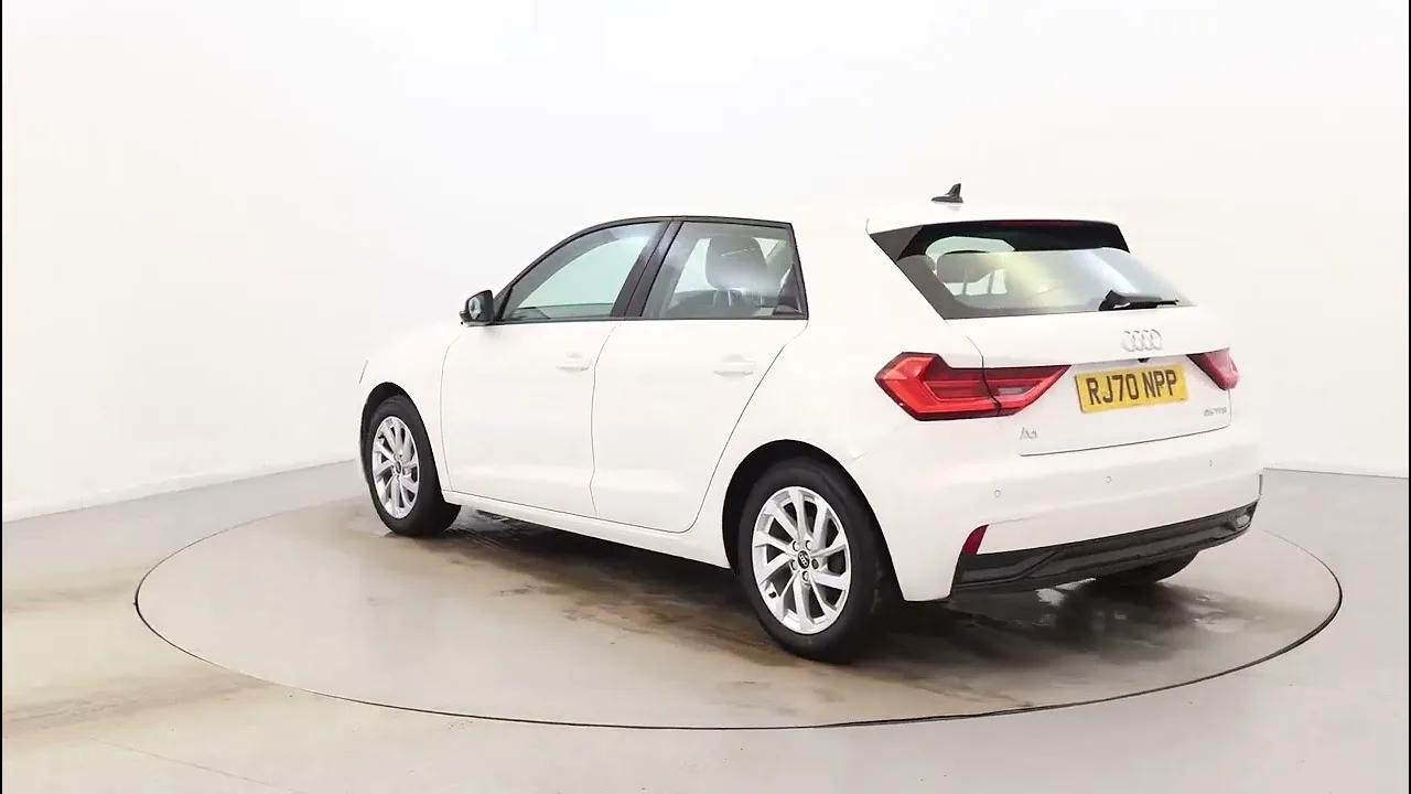 Audi A1 25 TFSI Sport 5DR [Tech Pack] – Contactez la plage du moteur!