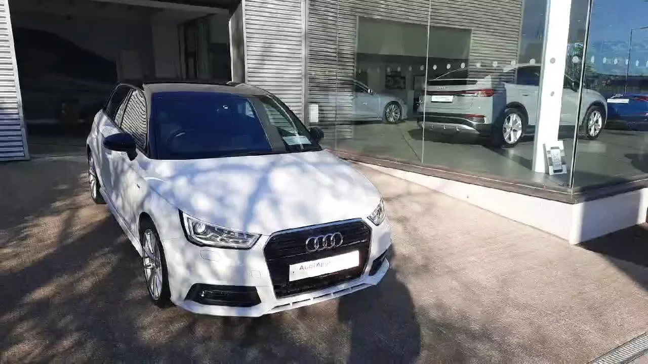 162d2205 – 2016 Audi A1 1.0TFSI S LIGNE BLK ROIT REFID: 574590