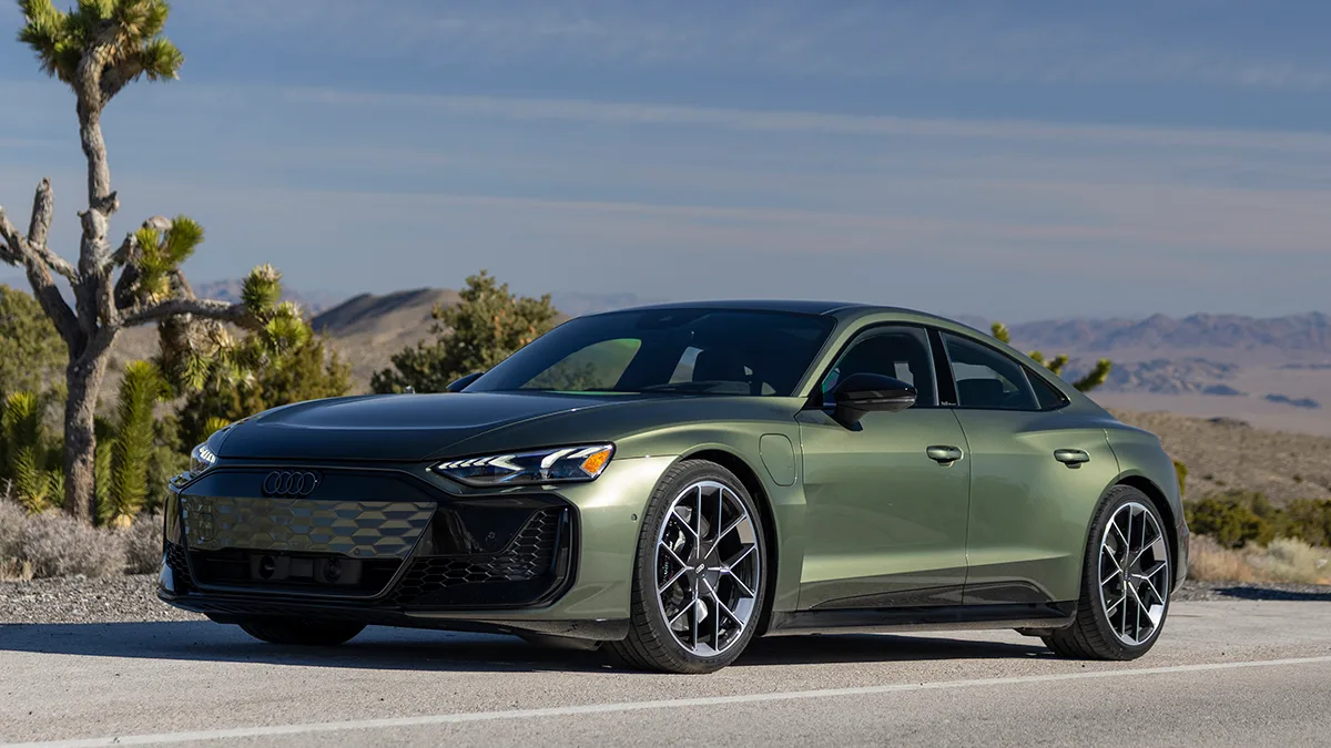 La performance passionnante du 2025 Audi Rs E-tron GT sur les photos – Yahoo News