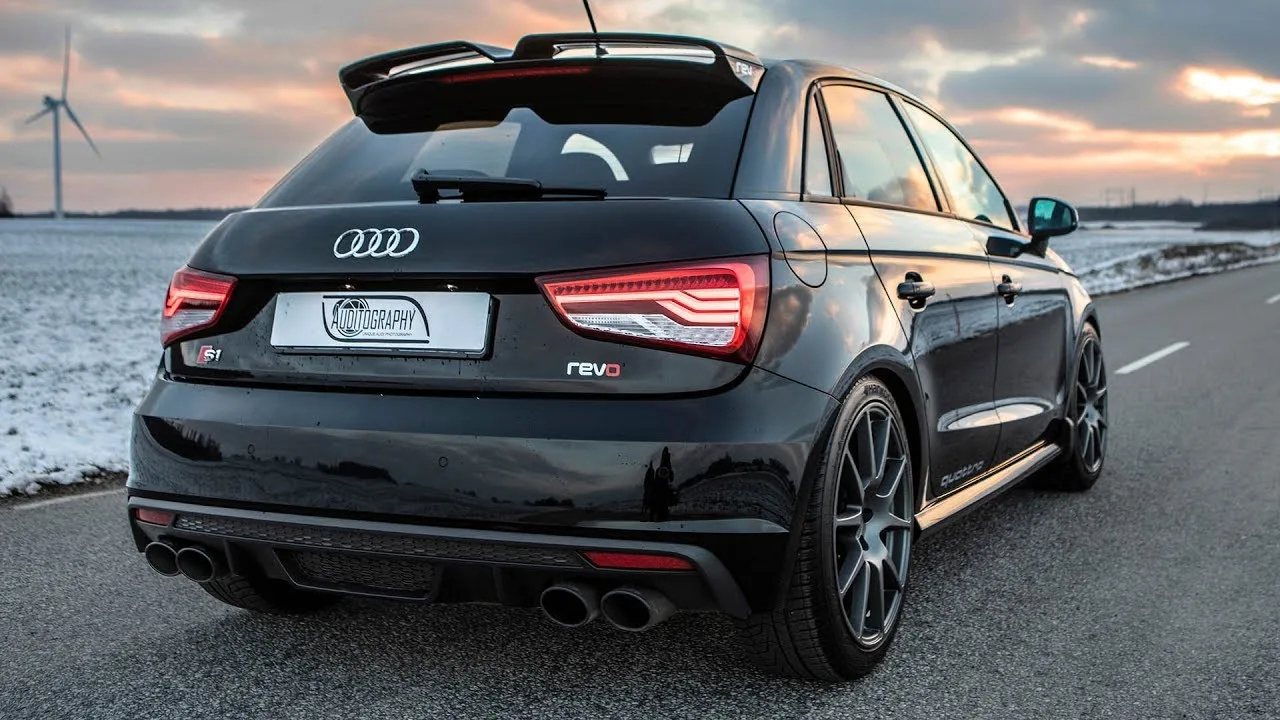 CRAZY 400HP(!!) AUDI S1 SPORTBACK REVO – Le terme « Pocket rocket » n’a jamais été aussi juste – En détail