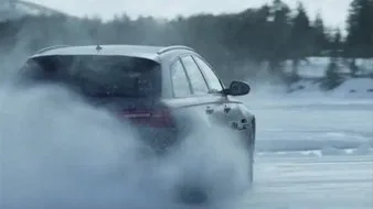 Insolite : deux Audi RS6 se tirent la bourre sur un lac gelé (Vidéo)