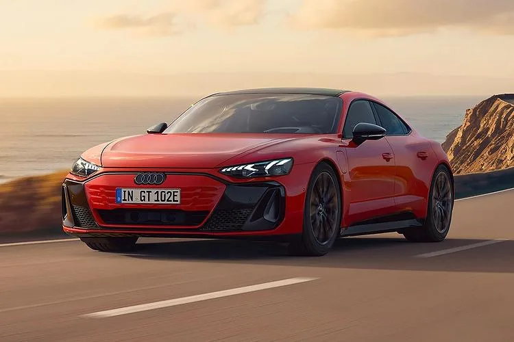 2025 Audi E-tron GT Quattro émerge