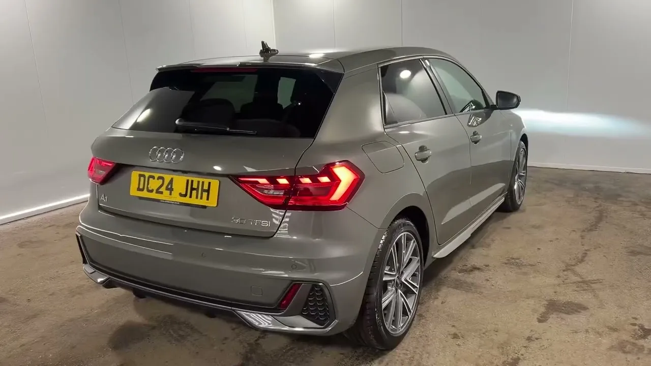 Audi A1 Sportback S Ligne 30 TFSI 116 PS S Tronic