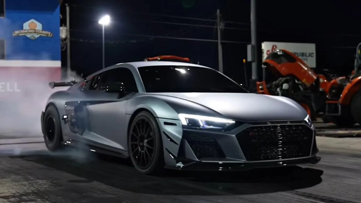 Audi R8 coule un quart de 6 secondes