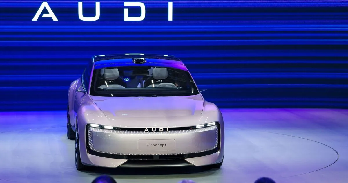 Audi ridiculisé pour l’énorme changement apporté au logo emblématique après 92 ans