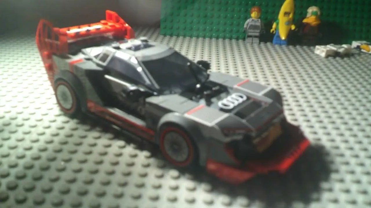 Revue de l’ensemble Lego Audi S1 ​​e-tron quattro !!