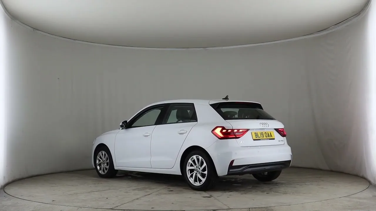 Audi A1 1.0 TFSI 25 Sport Sportback Euro 6 (s / s) 5dr