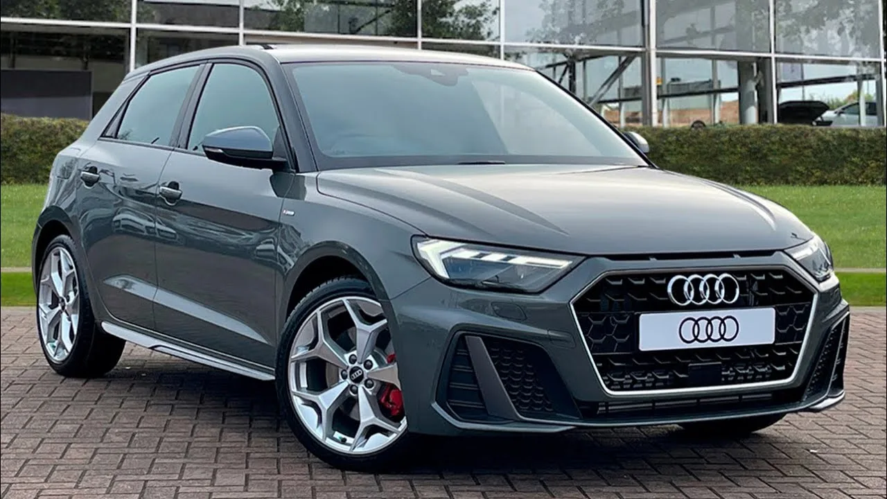 Nouvelle Audi A1 2.0 TFSI 40 S line Competition Sportback S Tronic chez Stafford Audi