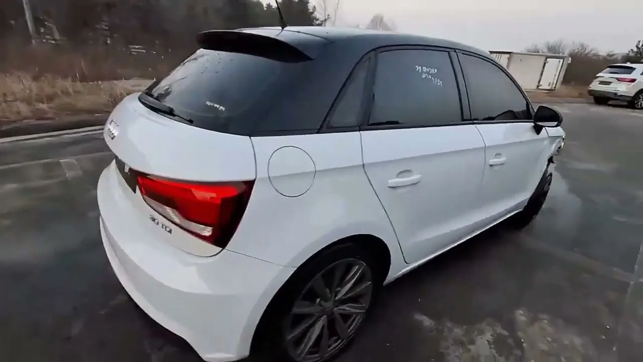 Audi A1 Sportback 30 2015 Design TDI