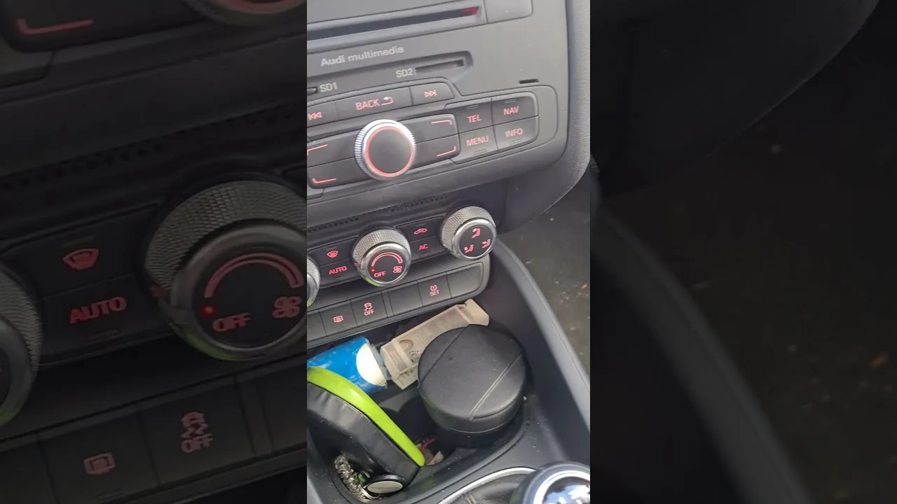 remise a zero pression des pneus , voyant crevaison audi A1