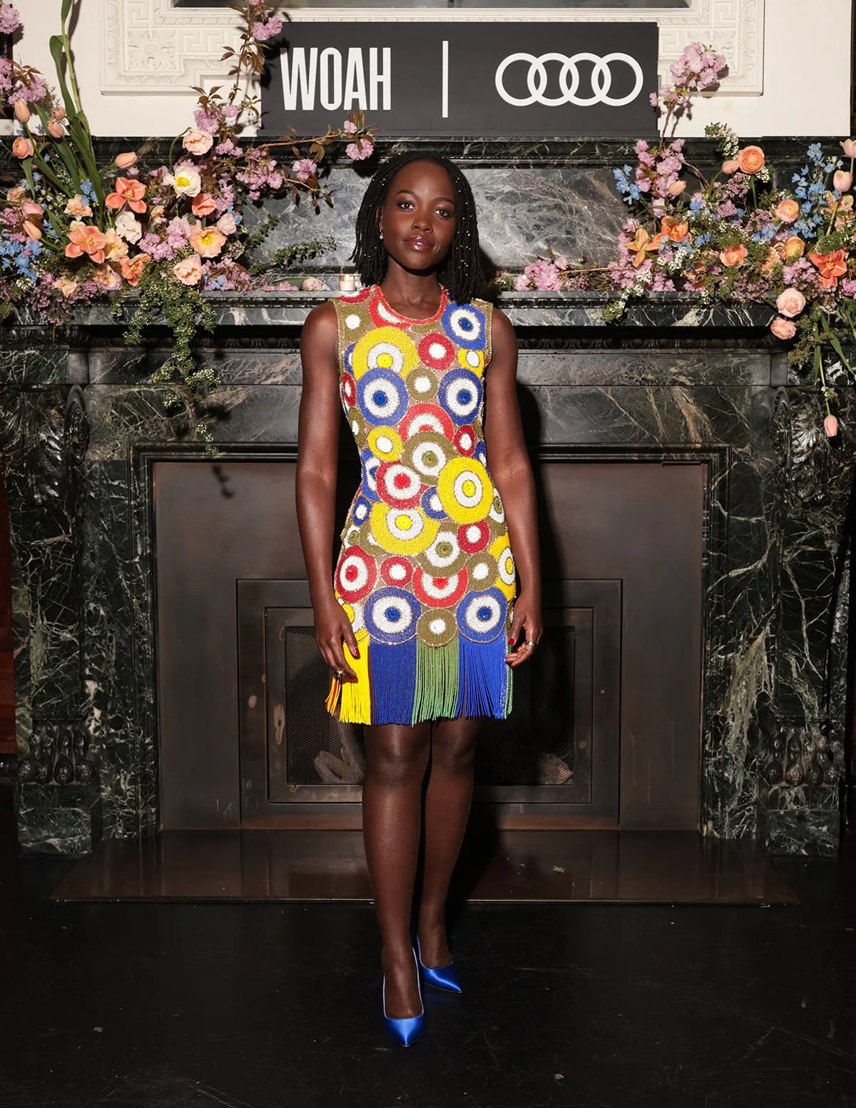 Lupita Nyong’o portait Naeem Khan à Woah et Audi célébrant Carrie Mae Weems et Tara Thomas
