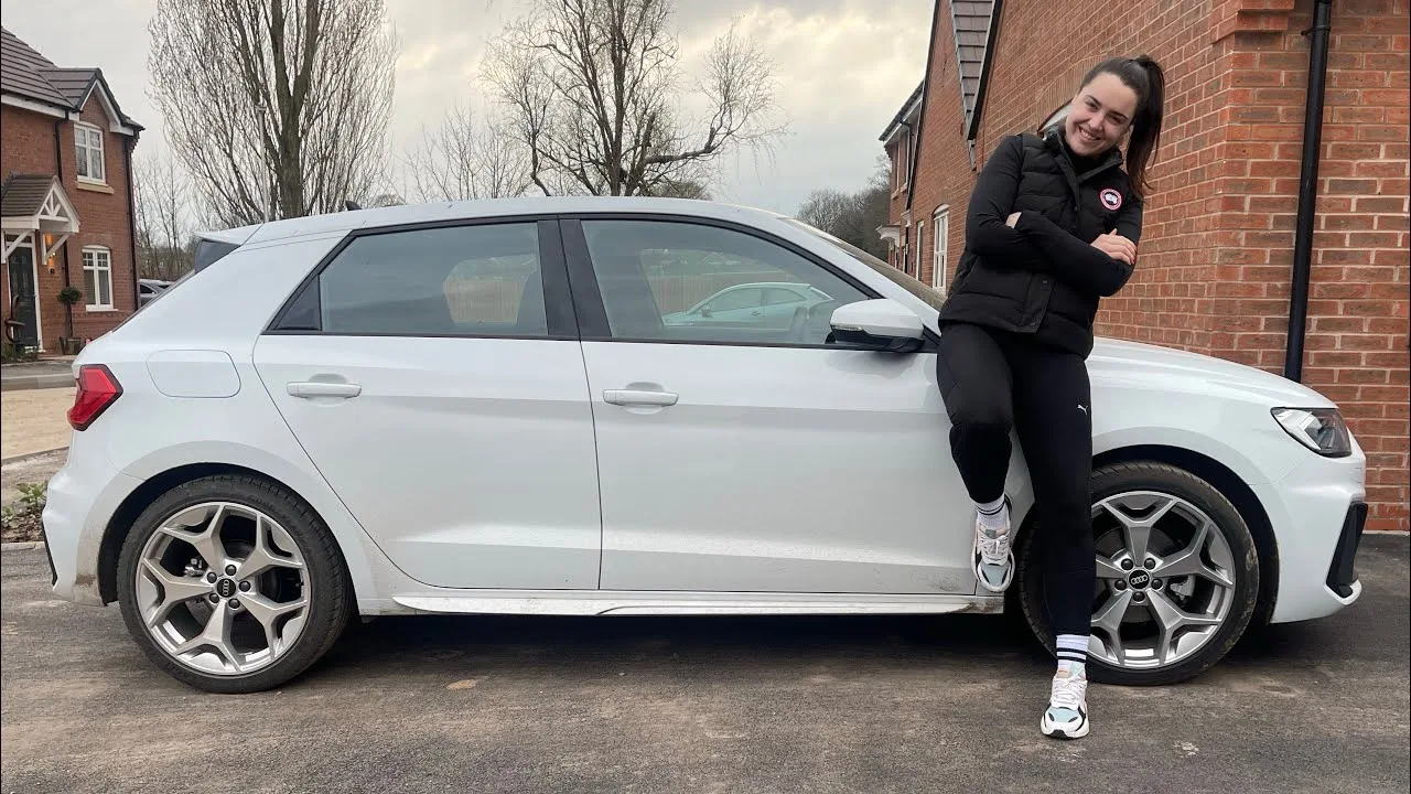 Dépenseriez-vous 30 000 £ pour CECI ? Vivre avec une AUDI A1 Sportback