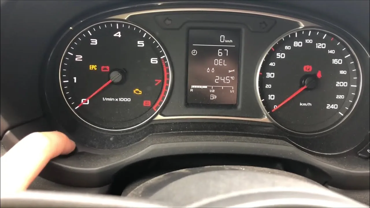 Comment réinitialiser le réglage de l’intervalle d’huile en effaçant le voyant de service Audi A1/S1 Sportback DIY