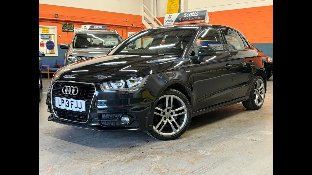 AUDI A11.6 TDI S line Sportback 5 portes Diesel Manuelle Noir 0 Taxes routières