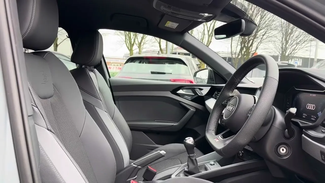 Approuvé Audi A1 Sportback Black Edition à 6 vitesses | Carlisle Audi | SF24PTD