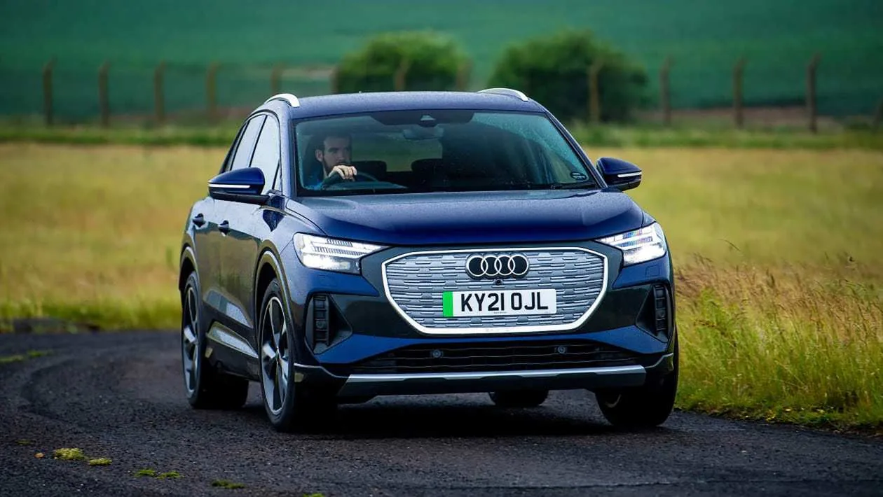 Alerte de l’offre de voiture! Achetez une nouvelle Audi Q4 E-tron avec un coup de pouce de 10 000 £