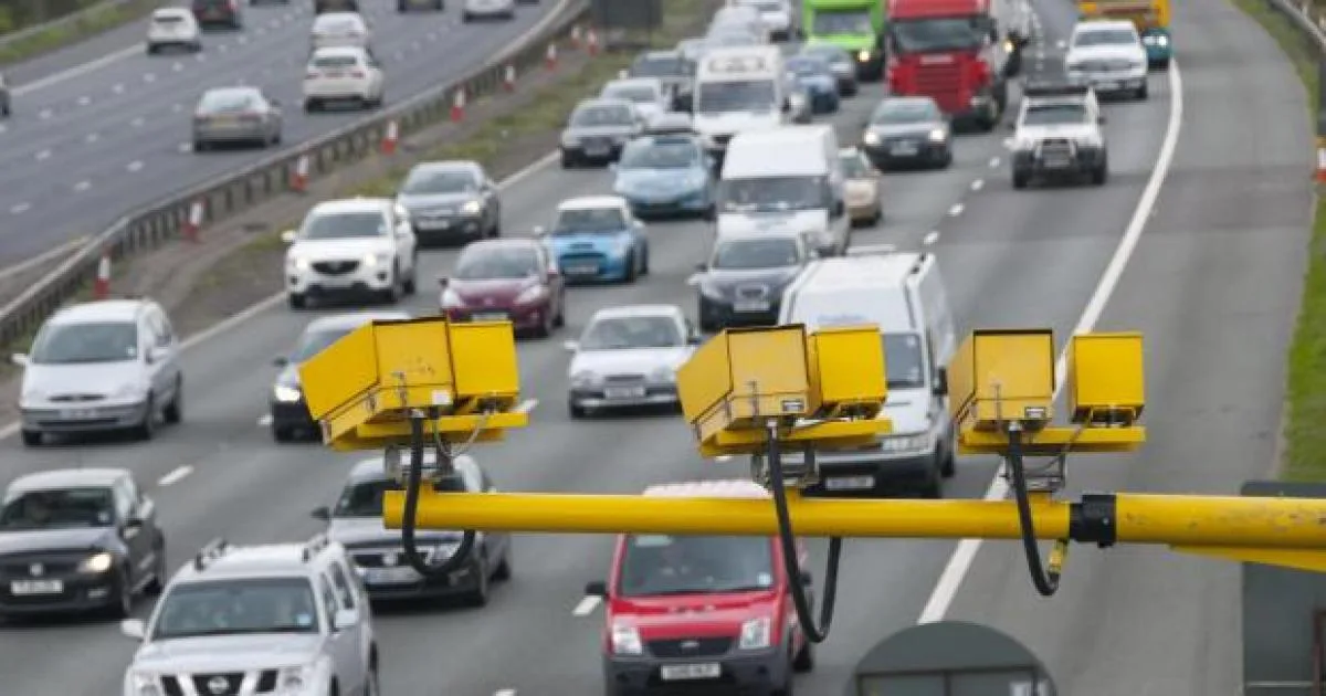 Un radar M5 attrape un conducteur d’Audi : amende du tribunal