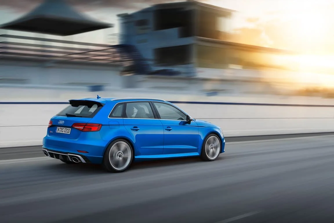 Audi RS3 Sportback : 400 ch à dispo !