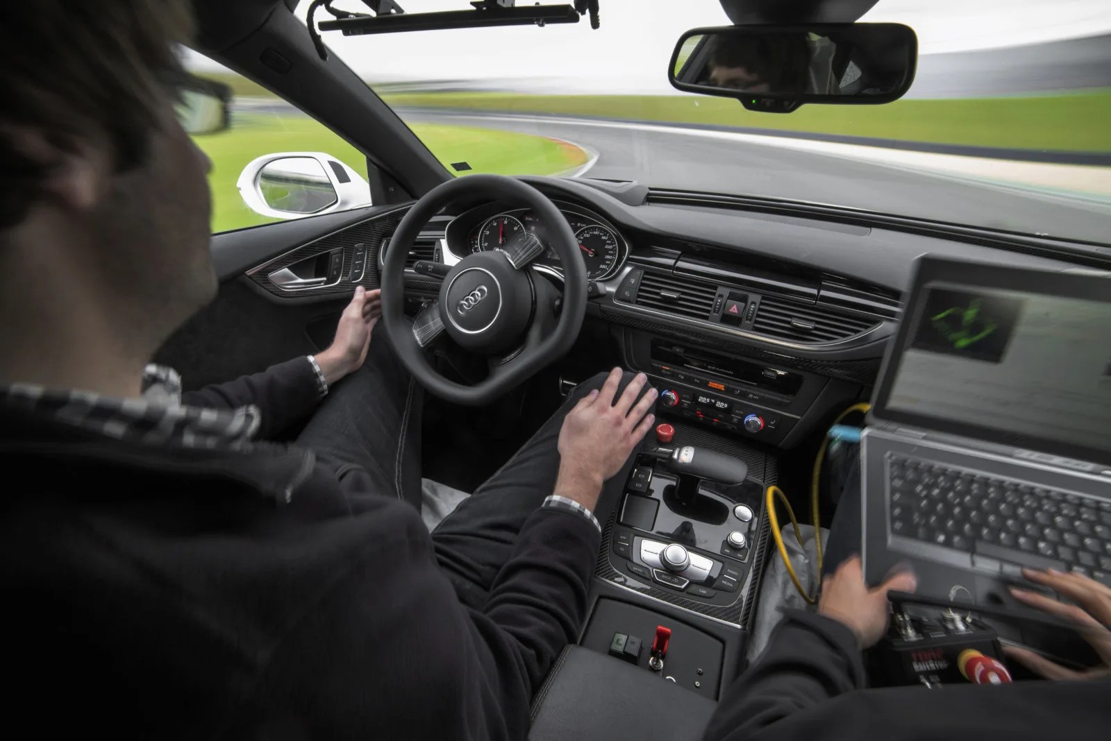 Une Audi entièrement autonome dès 2021