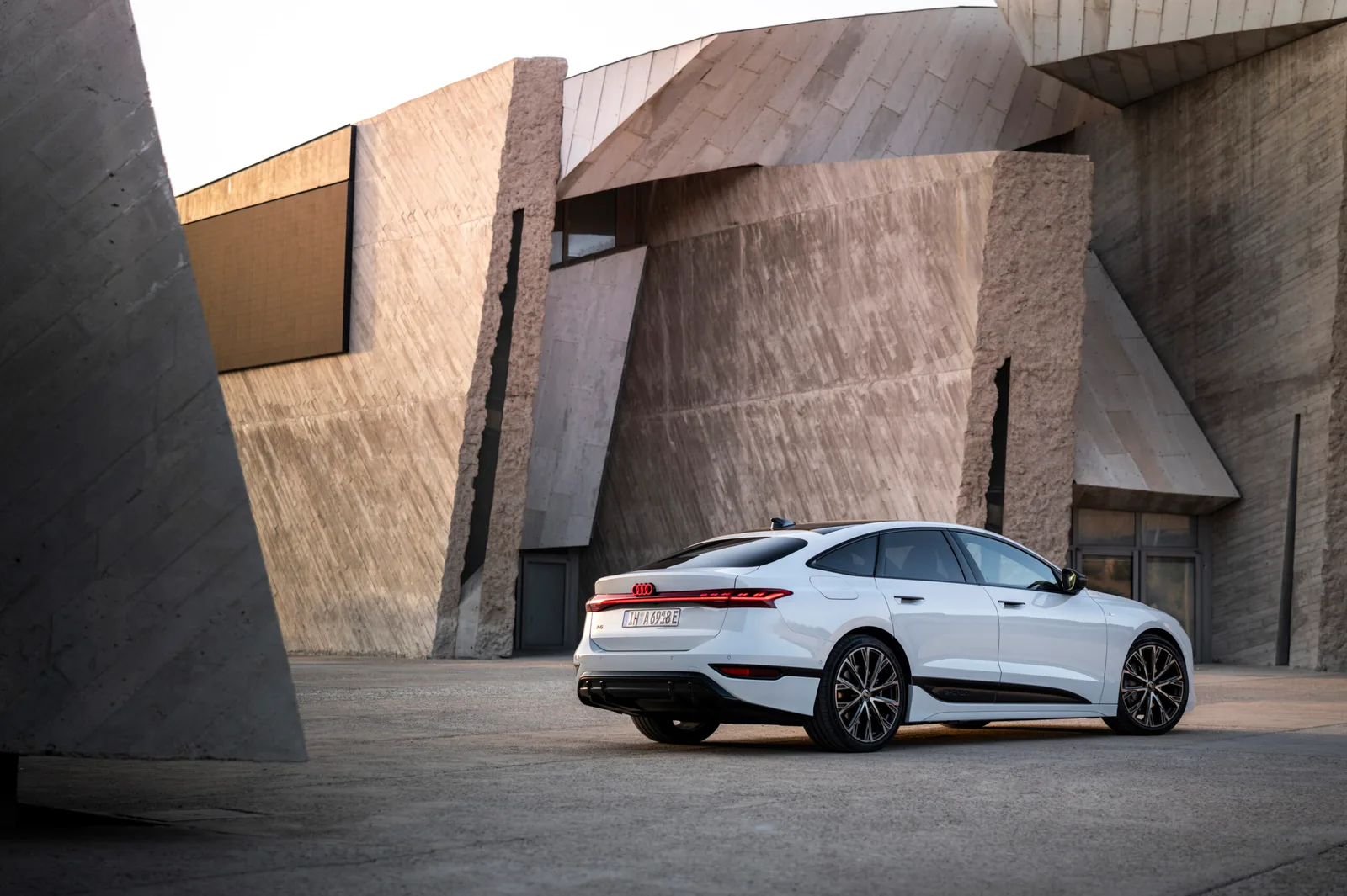 Audi A6 E-tron 2025 : une autre berline se joint au défilé des véhicules électriques – Automotive News