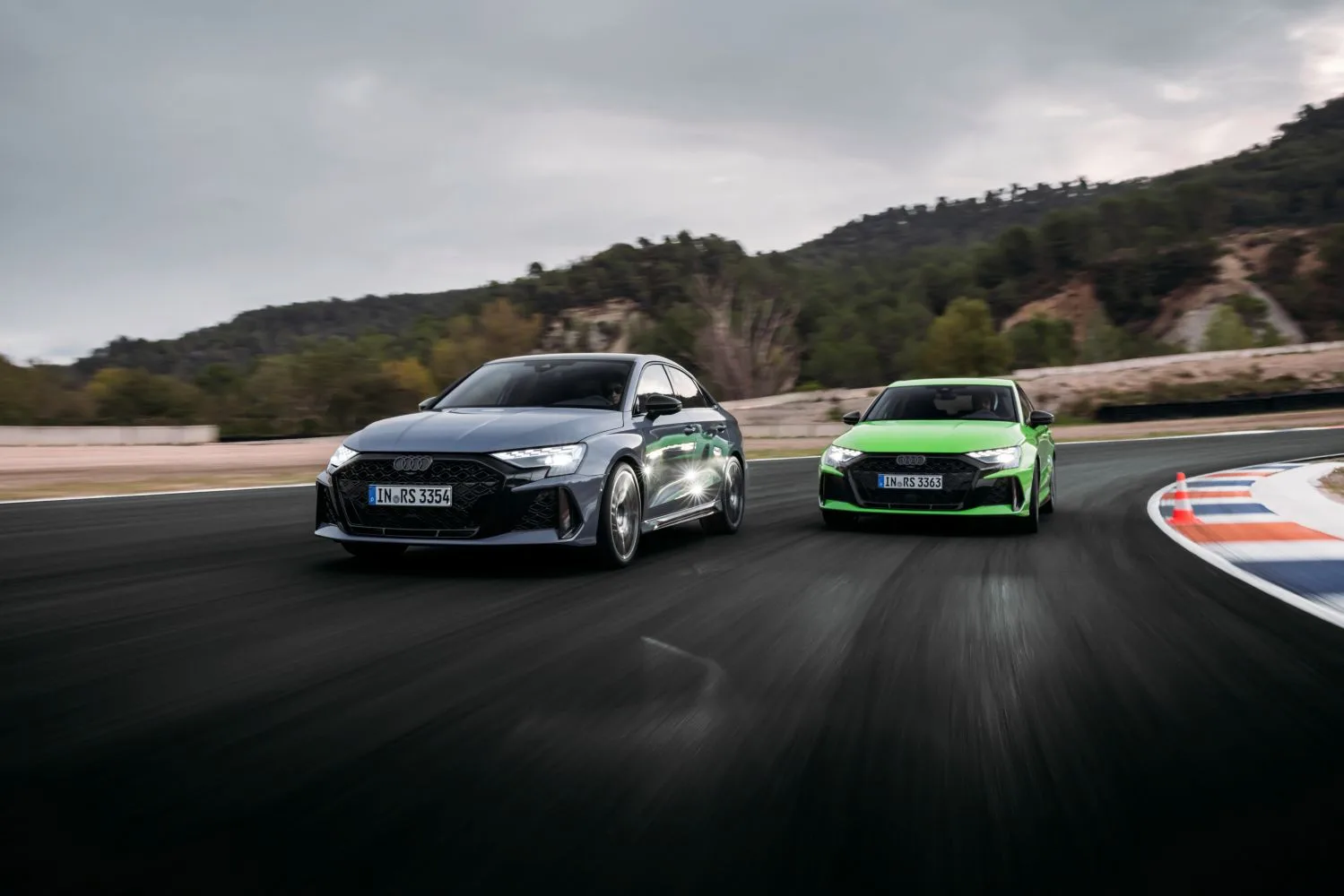 Audi met à jour Rs 3 Duo, augmente le prix