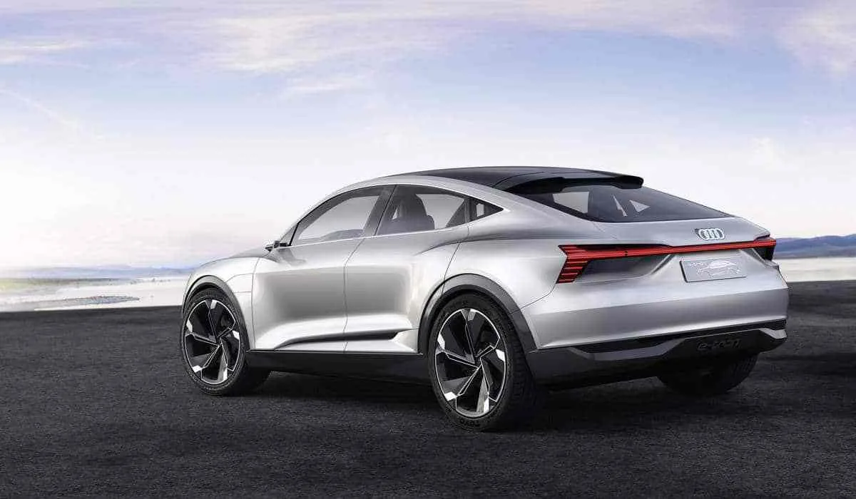 Audi e-tron Sportback concept – un SUV coupé électrique pour 2019