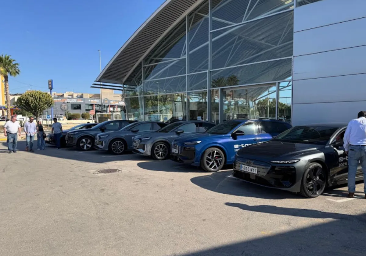 Audi Motor Pacifico présente la technologie e-tron pour les voitures électriques avec des tests de test et des discussions à Alicante