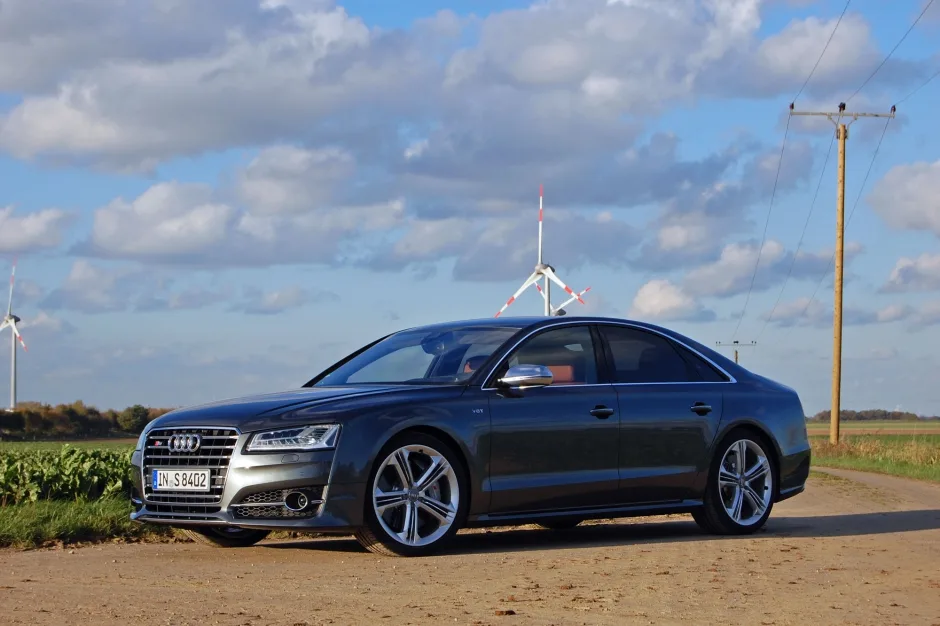 Essai. Audi S8, la limousine du diable