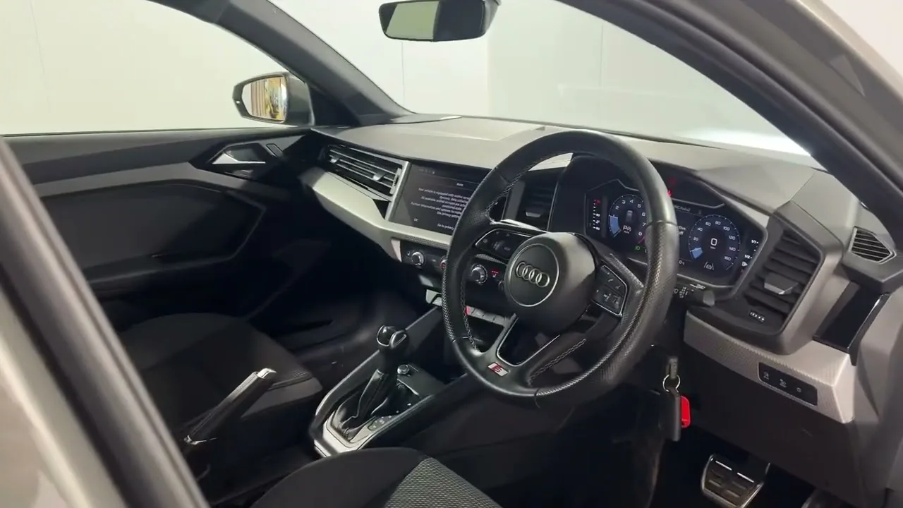 Audi A1 Sportback S Line 30 TFSI 110 PS S Tronic