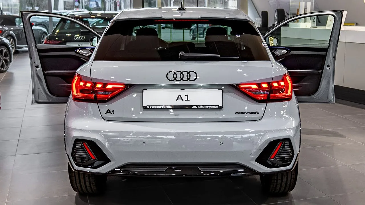 [HDR] 2023 Audi A1 allstreet 30 TFSI (110hp) – Détails intérieurs et extérieurs