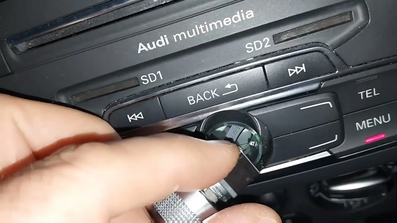 Réparation bouton multimédia Audi A1