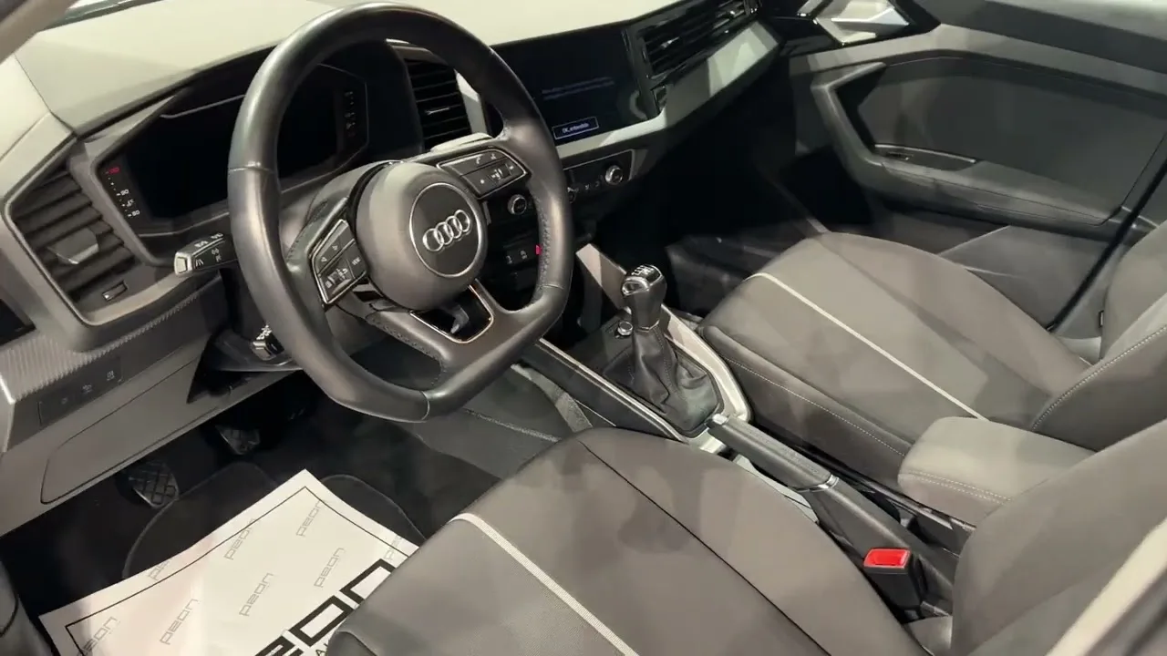 Audi A1 Sportback 30 TFSI S LUNDIAL MONDE BRO