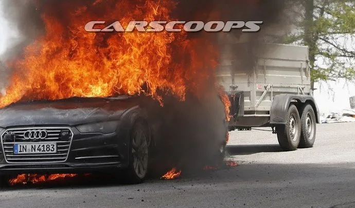 Audi : un prototype de la nouvelle A7 part en flammes pendant un essai