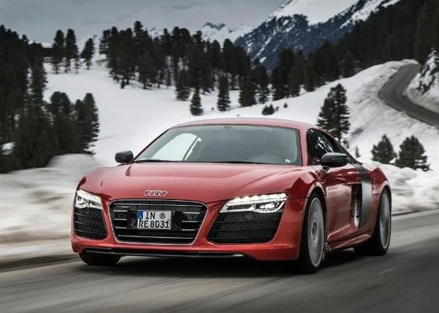 Audi R8 e-tron : la sportive électrique relancée (+ VIDEO)