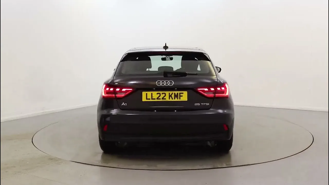 Audi A1 25 TFSI Technik 5DR – Contactez la plage du moteur!