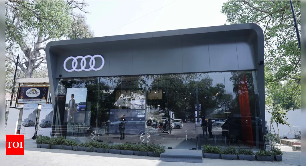 JLR Pips, appartenant à Tatas, émerge en tant que troisième vendeur de voitures de luxe en Inde