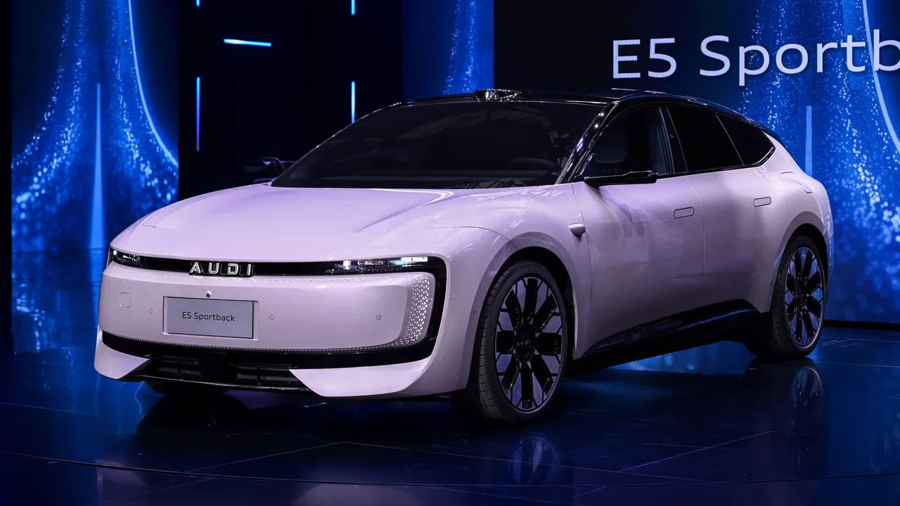 Ceci est la nouvelle Audi E5 en Chine uniquement, et elle fera 478 miles sur une charge