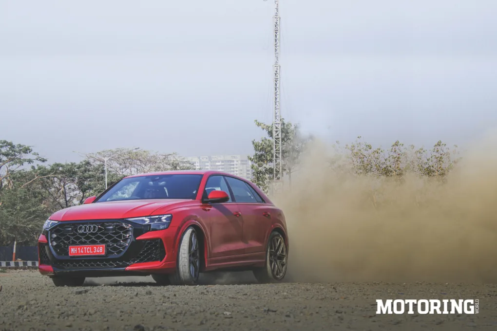 AUDI RS Q8 Performance: Brute dans un costume