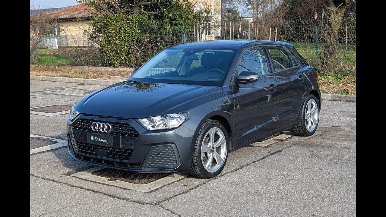Audi A1 SPB 25 TFSI admiré Advanced – Privacar Crema